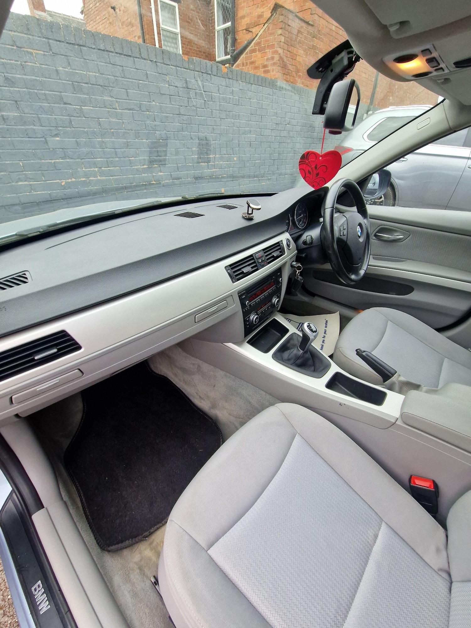 Used BMW 3 Series 2010 for sale - 77993099: Photo 35