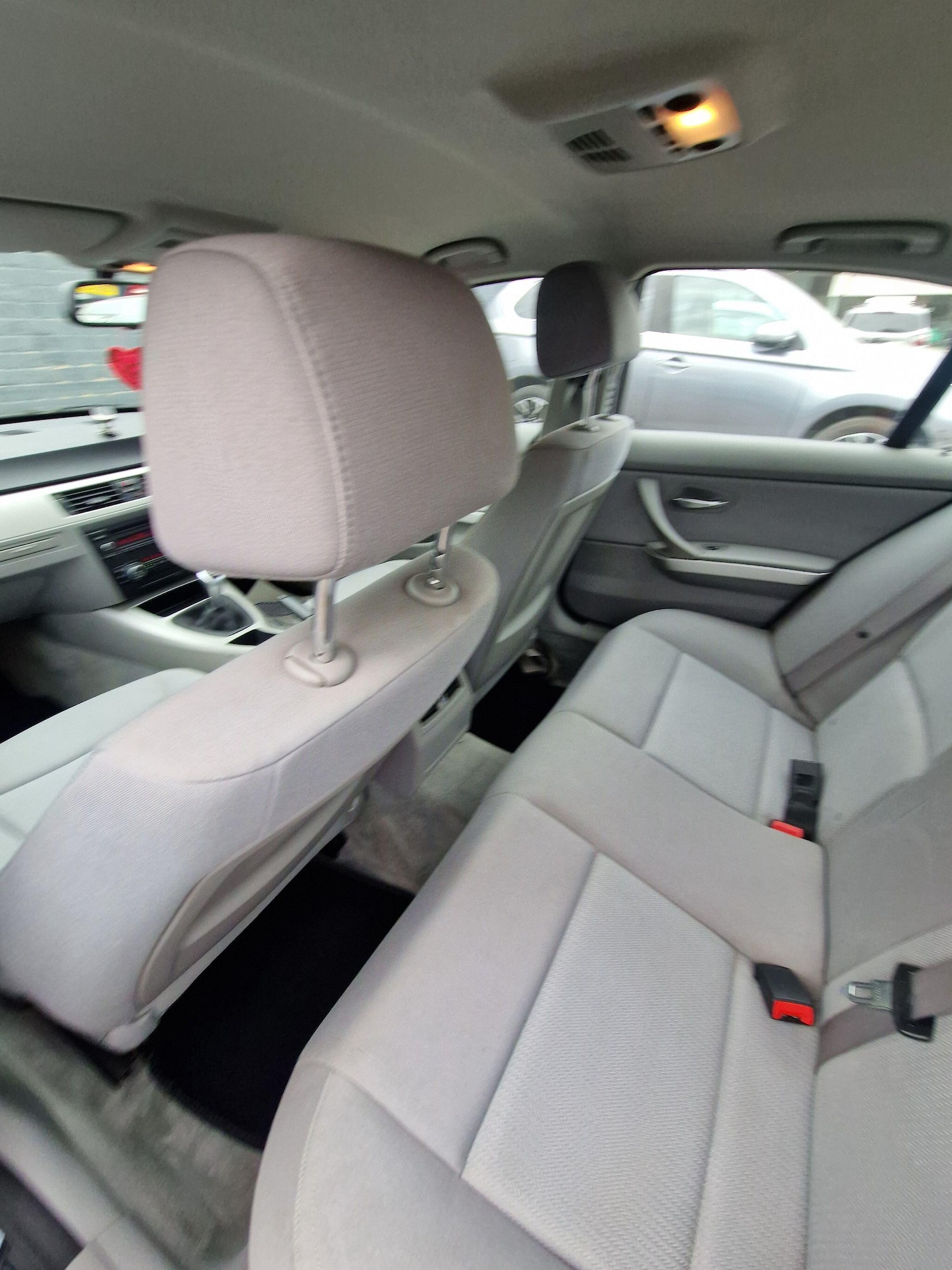 Used BMW 3 Series 2010 for sale - 77993099: Photo 38