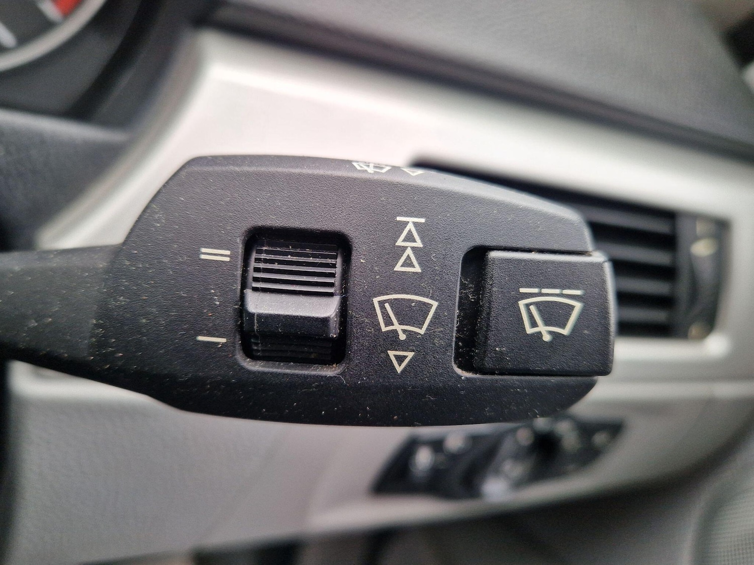 Used BMW 3 Series 2010 for sale - 77993099: Photo 45