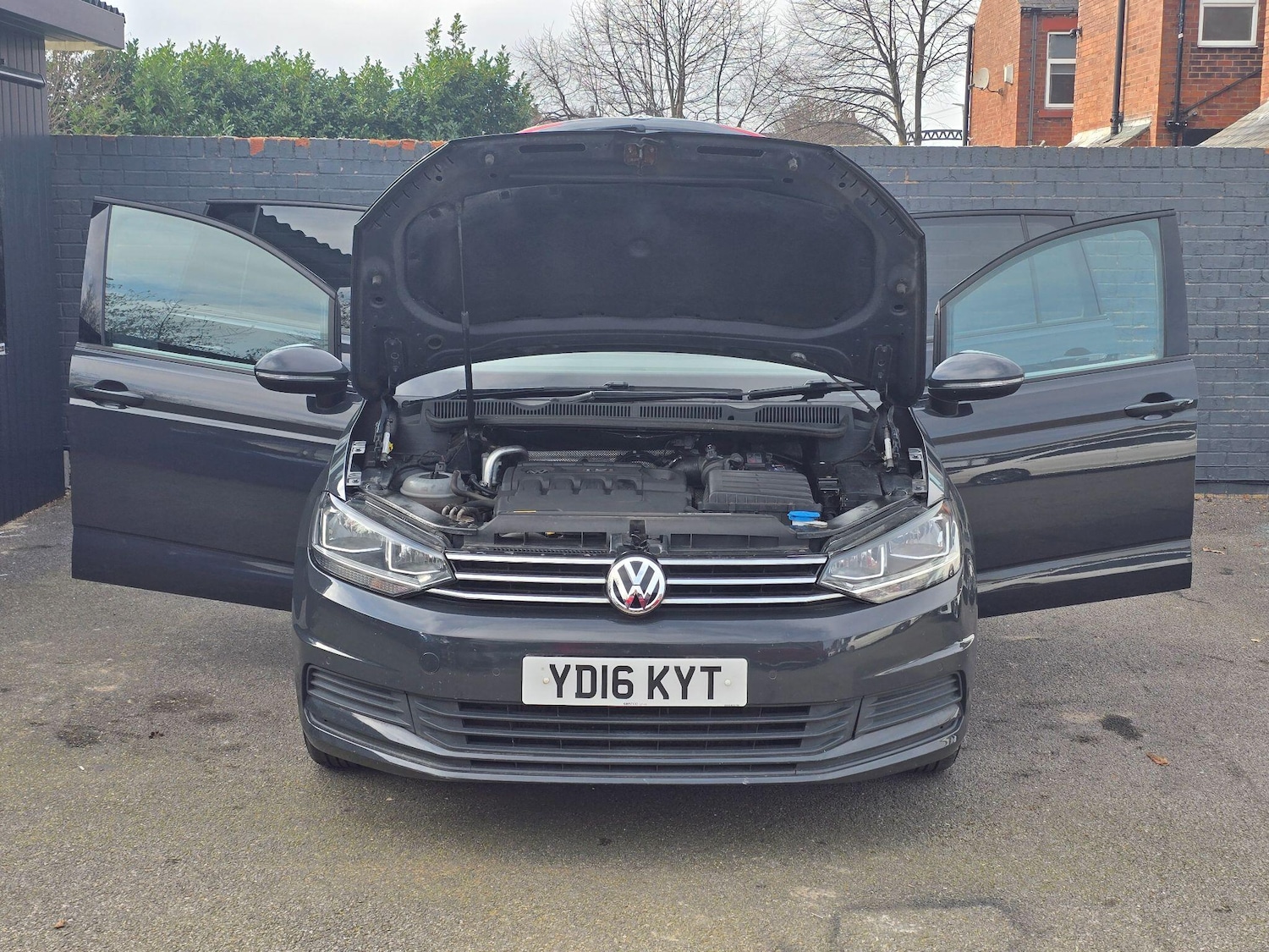 Used Volkswagen Touran for sale - 77808825: Photo 13