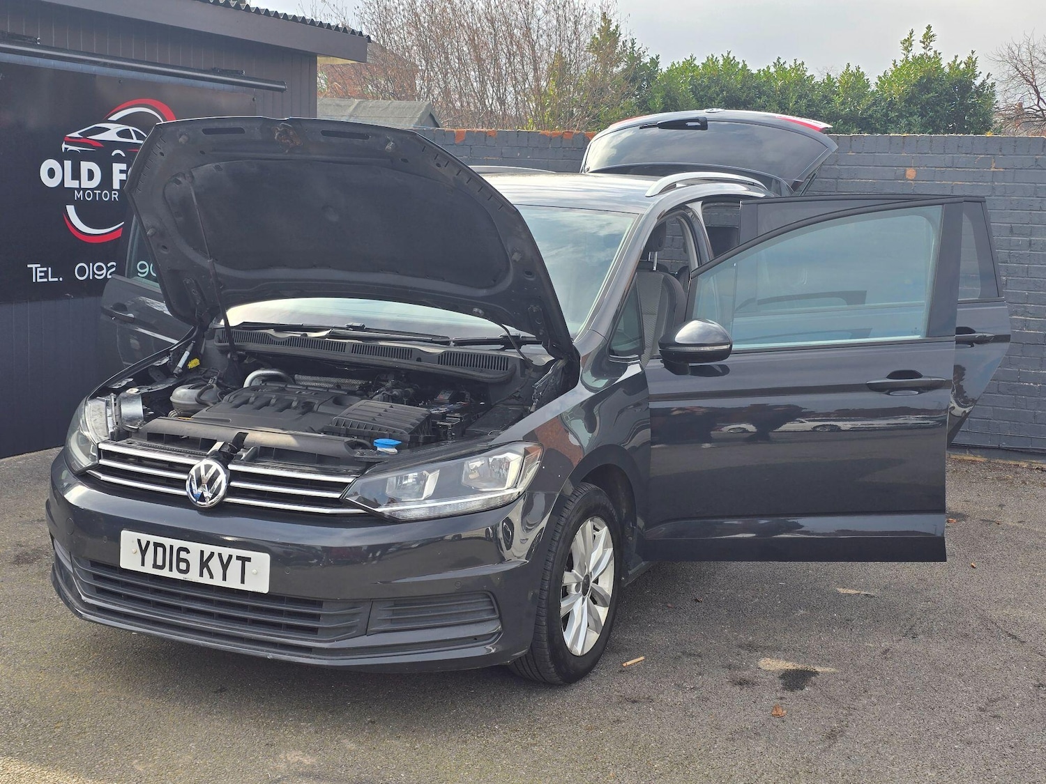 Used Volkswagen Touran for sale - 77808825: Photo 14