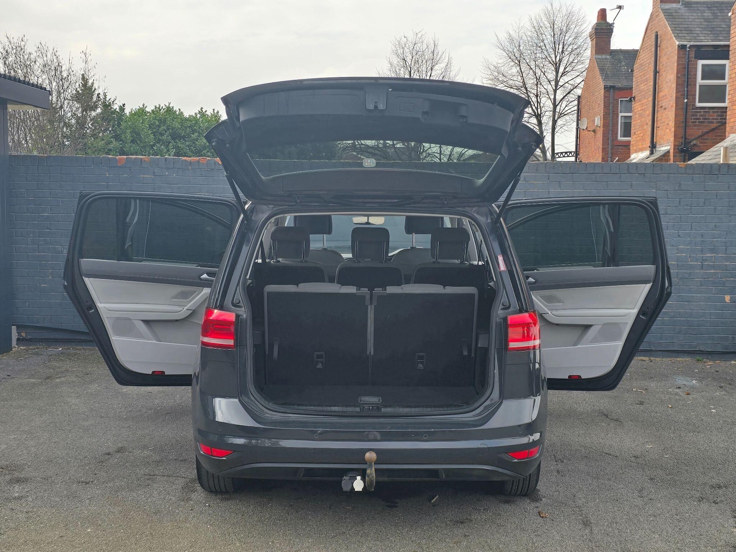 Used Volkswagen Touran for sale - 77808825: Photo 20