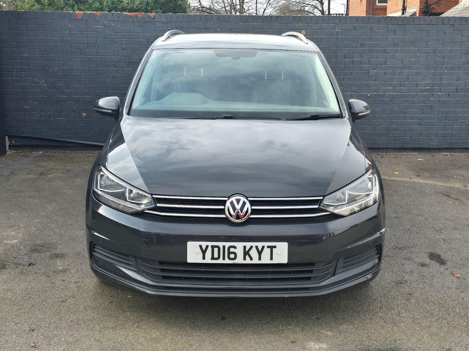 Used Volkswagen Touran for sale - 77808825: Photo 4