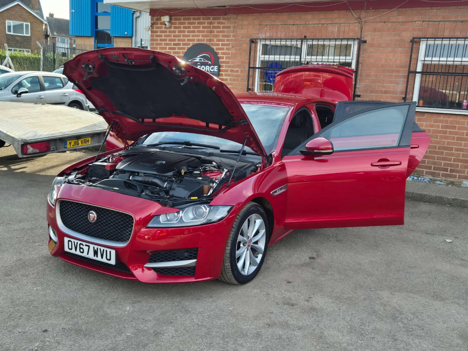 Used Jaguar XF 2017 for sale - 76780621: Photo 13