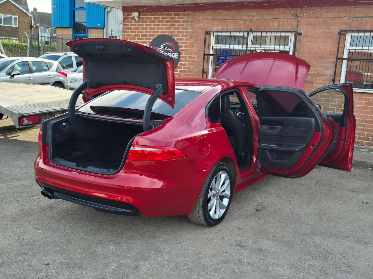 Used Jaguar XF 2017 for sale - 76780621: Photo 20