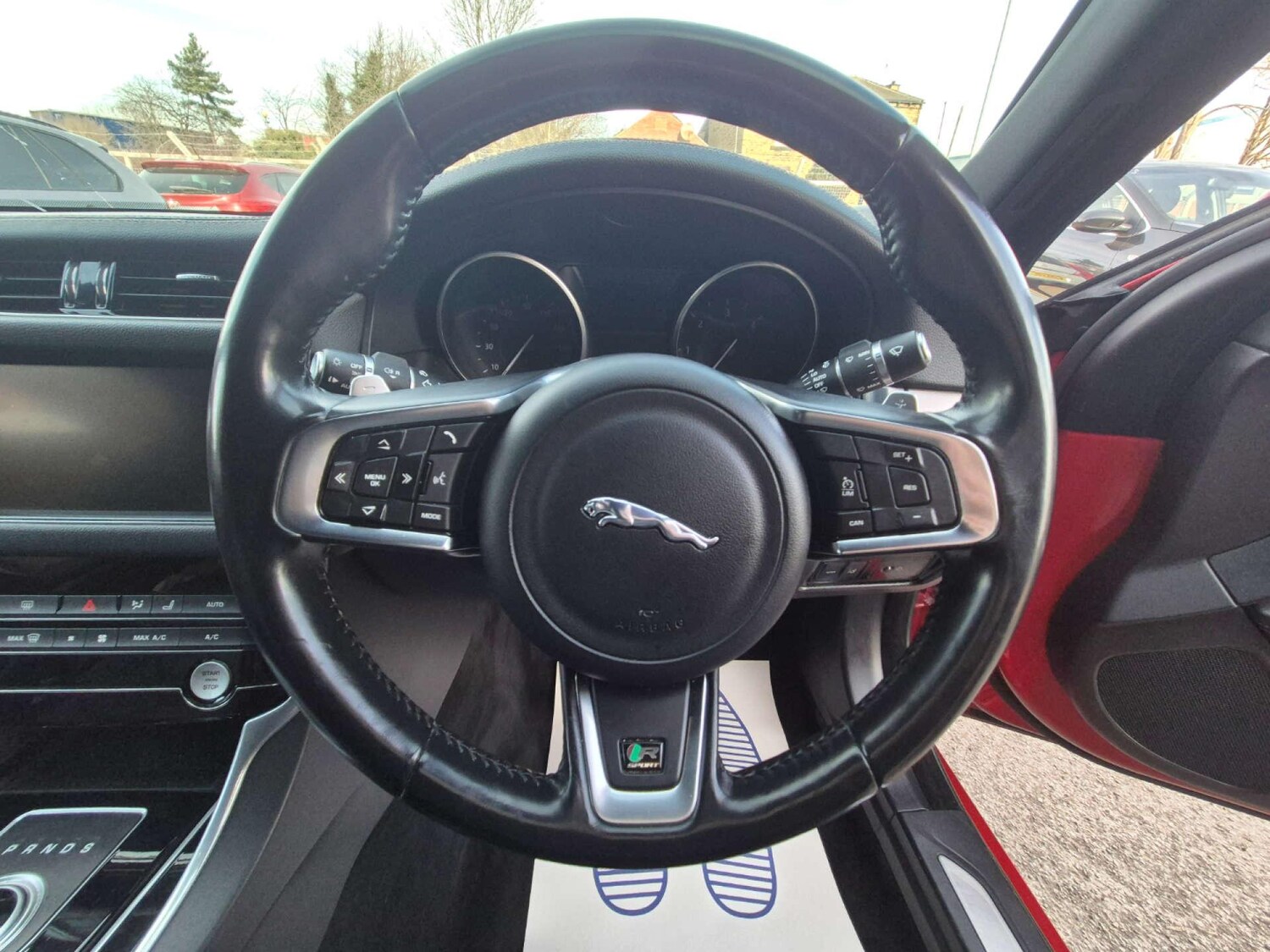 Used Jaguar XF 2017 for sale - 76780621: Photo 42