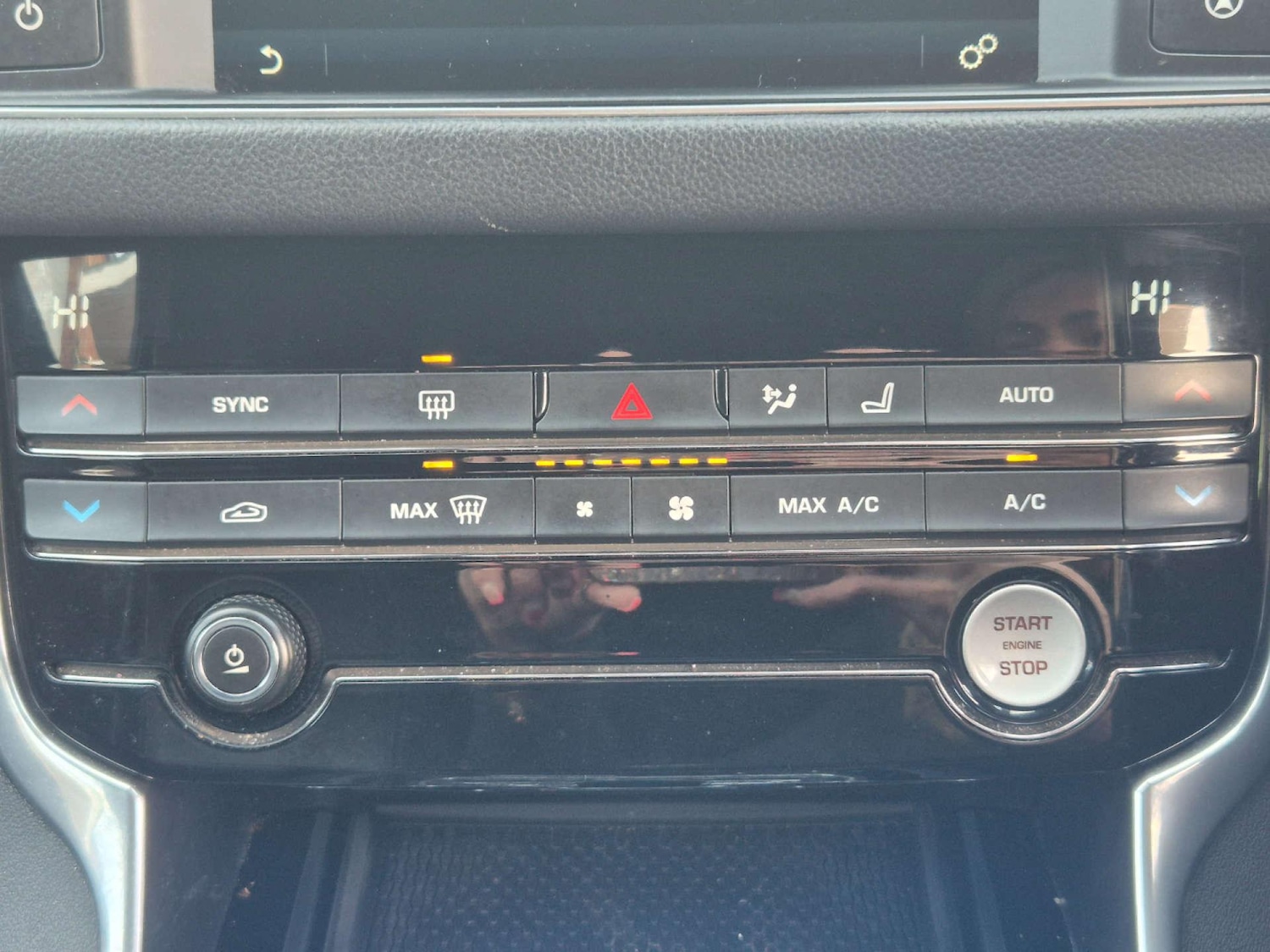 Used Jaguar XF 2017 for sale - 76780621: Photo 46