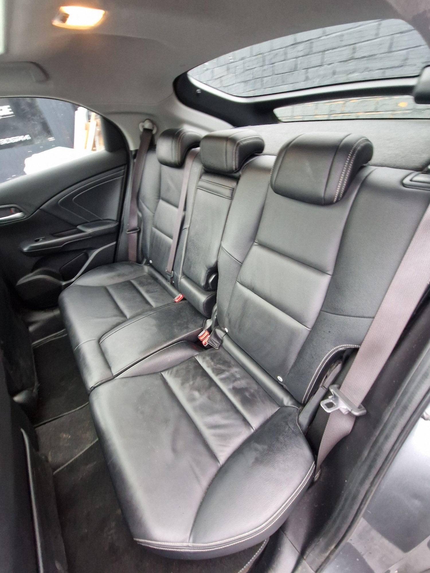 Used Honda Civic 2016 for sale - 77612561: Photo 40