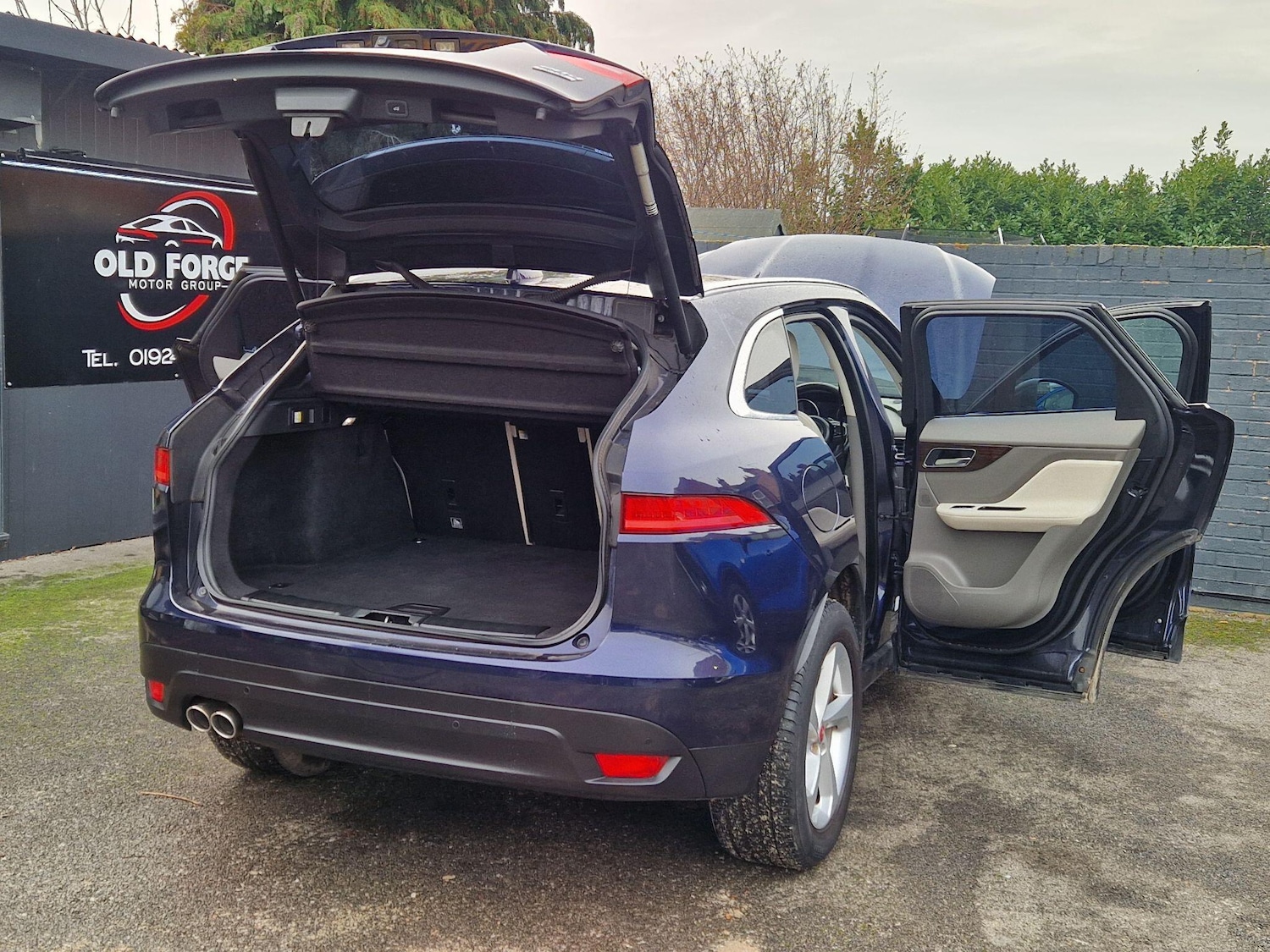 Used Jaguar F-Pace 2017 for sale - 77155520: Photo 21