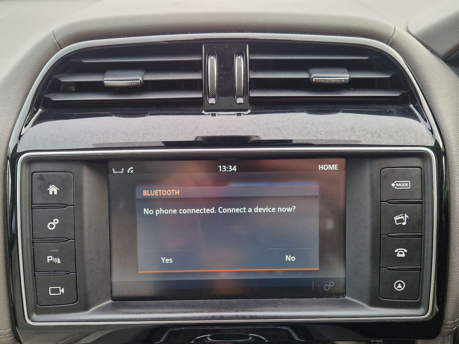 Used Jaguar F-Pace 2017 for sale - 77155520: Photo 42