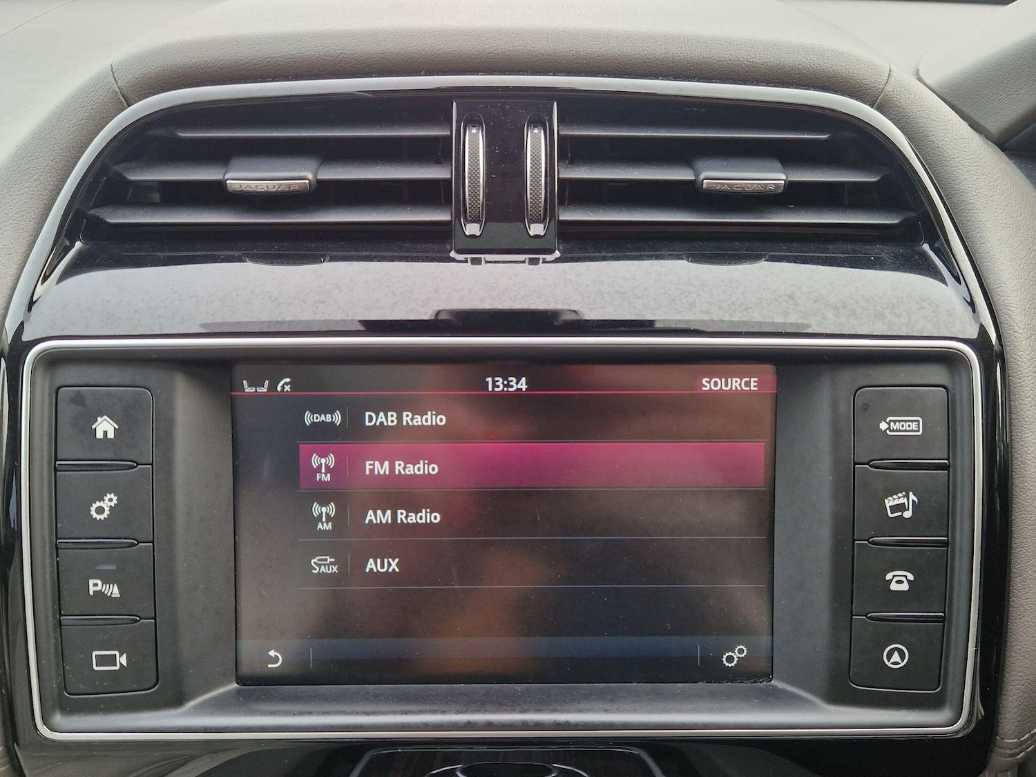 Used Jaguar F-Pace 2017 for sale - 77155520: Photo 46