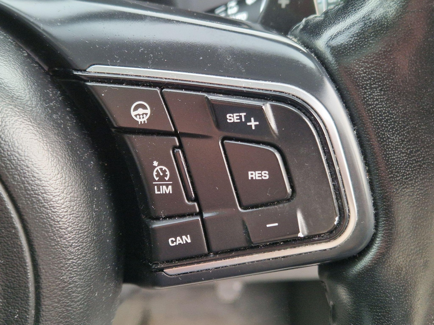 Used Jaguar F-Pace 2017 for sale - 77155520: Photo 49