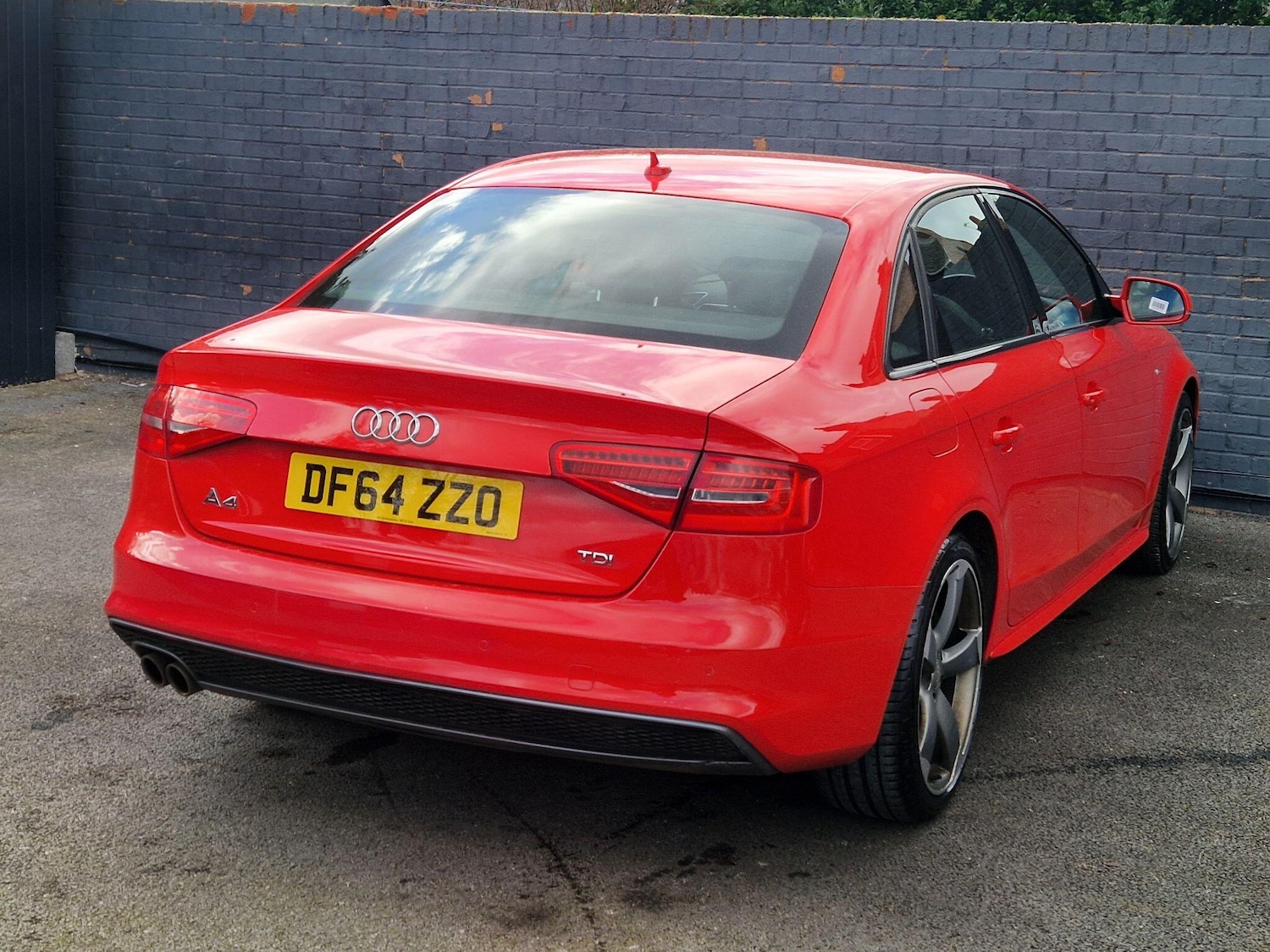 Used Audi A4 2015 for sale - 77657627: Photo 10