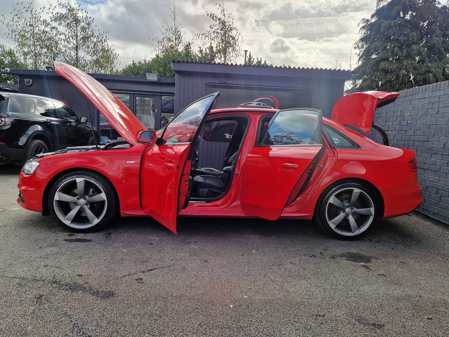 Used Audi A4 2015 for sale - 77657627: Photo 15