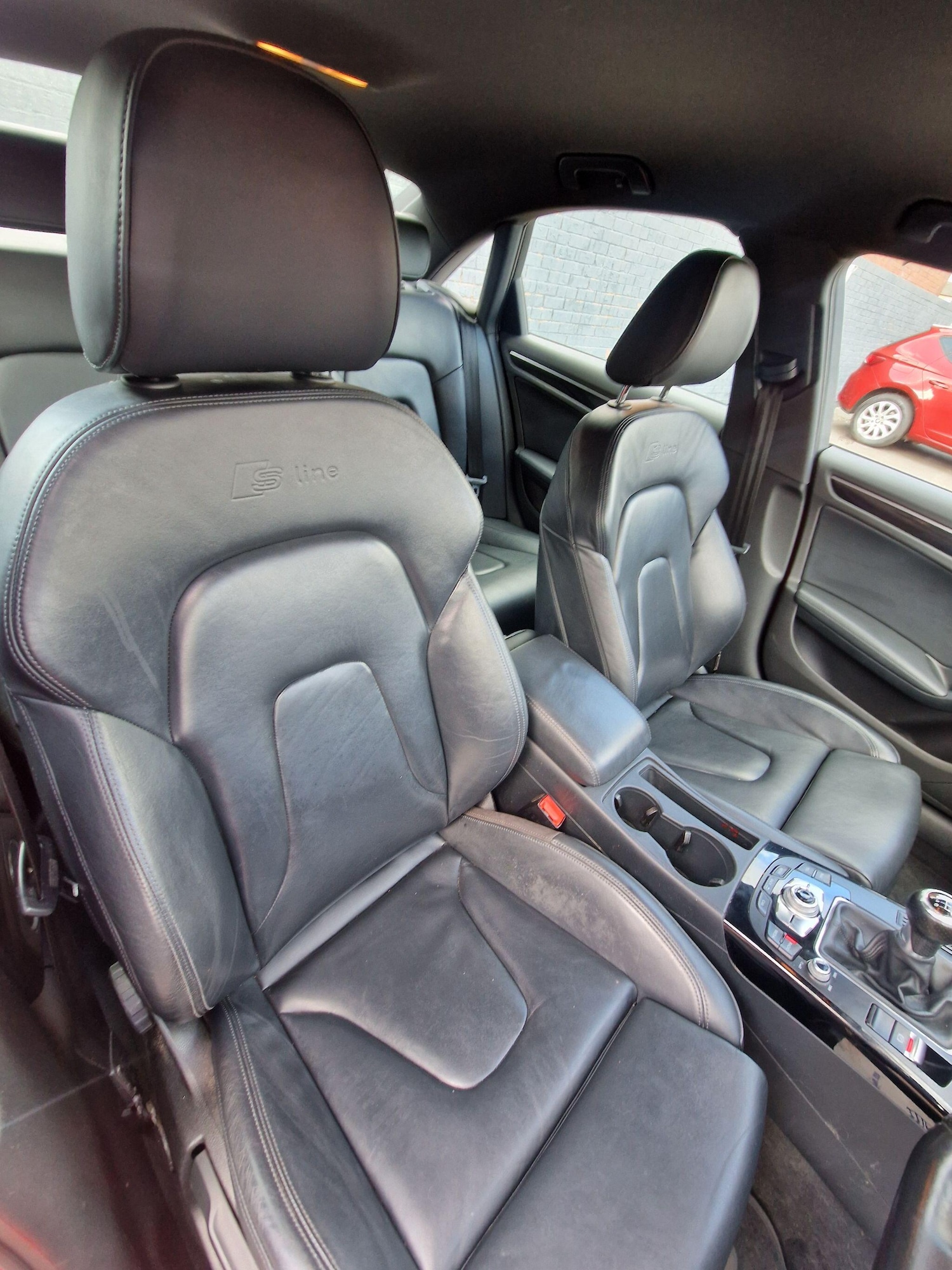 Used Audi A4 2015 for sale - 77657627: Photo 28