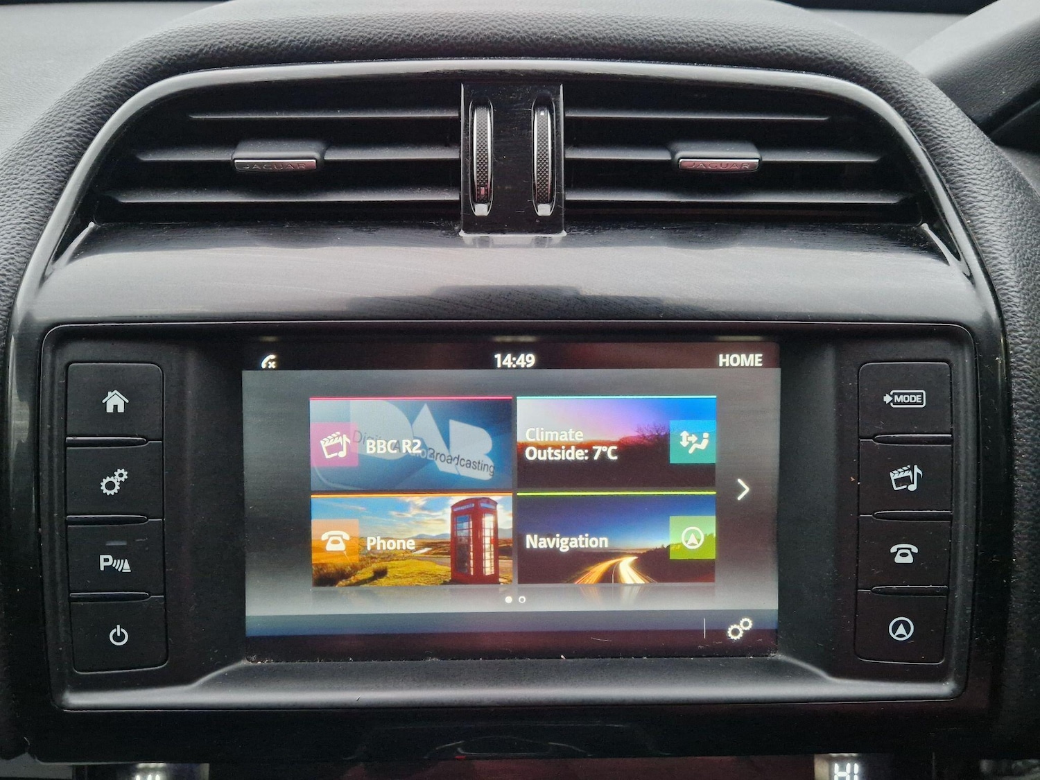 Used Jaguar XE 2017 for sale - 77306242: Photo 22