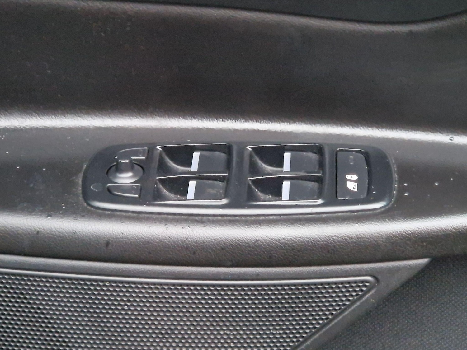 Used Jaguar XE 2017 for sale - 77306242: Photo 27