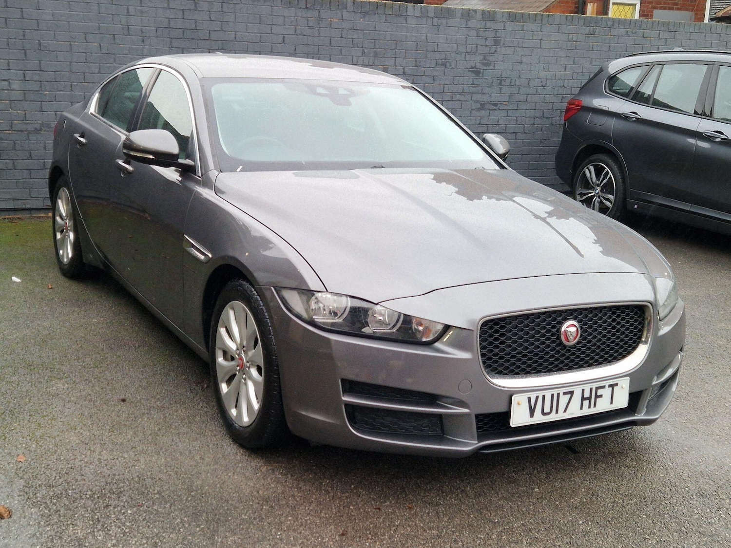 Used Jaguar XE 2017 for sale - 77306242: Photo 3
