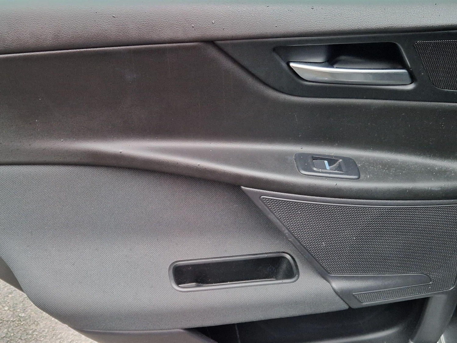 Used Jaguar XE 2017 for sale - 77306242: Photo 36