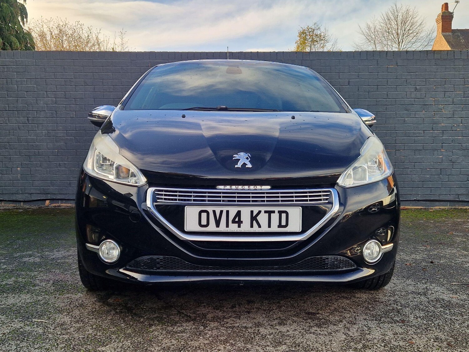 Used Peugeot 208 2014 for sale - 76781211: Photo 16