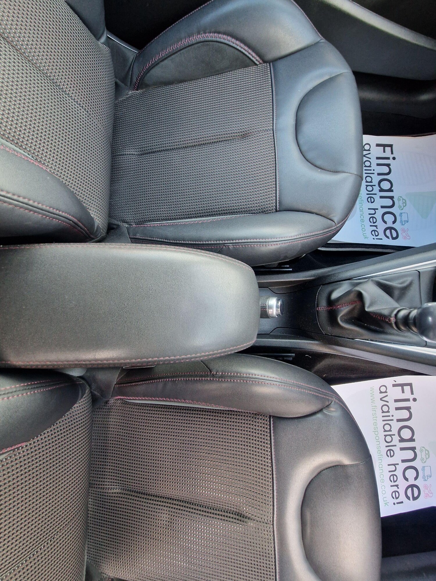 Used Peugeot 208 2014 for sale - 76781211: Photo 28