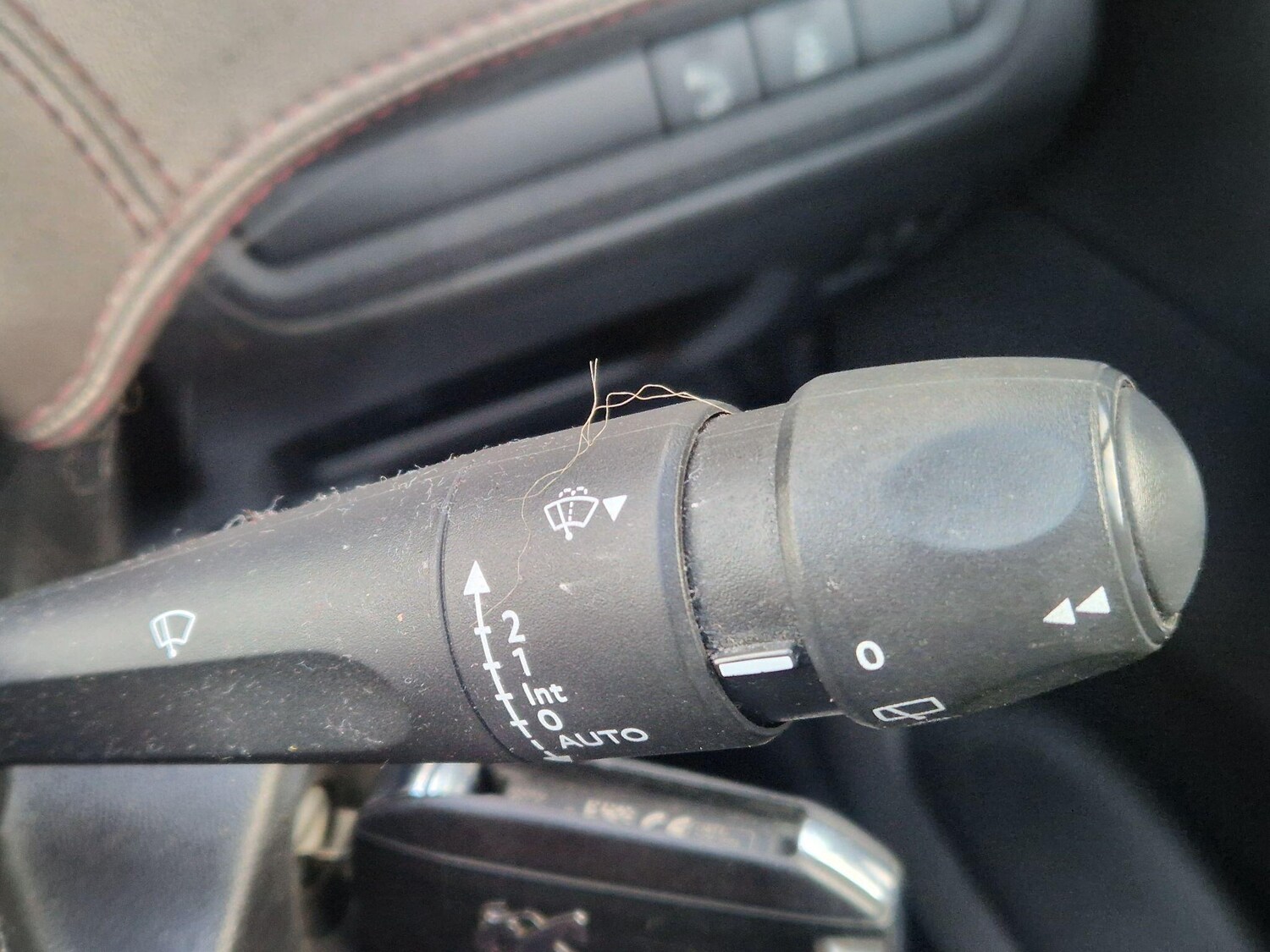 Used Peugeot 208 2014 for sale - 76781211: Photo 41