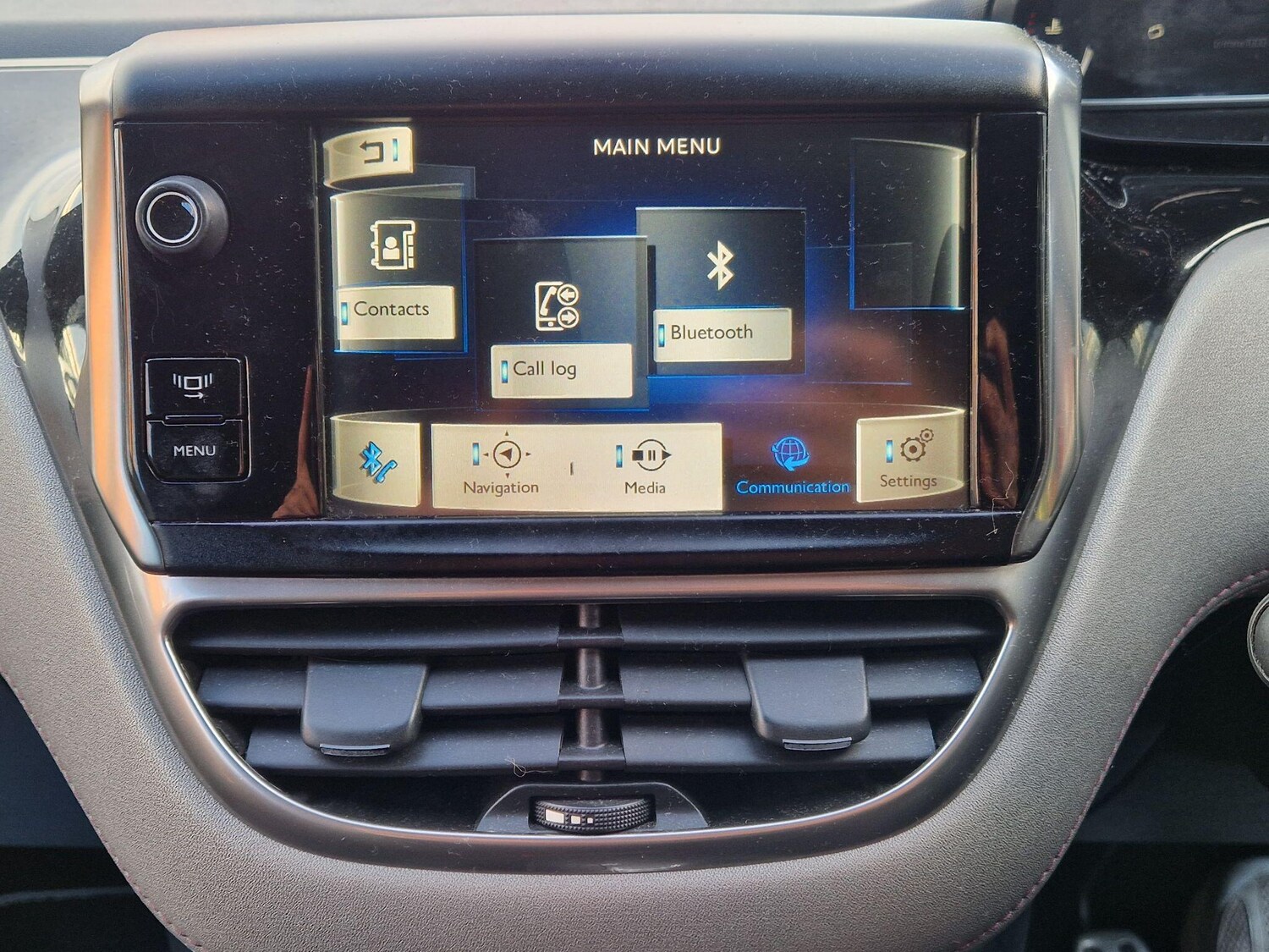 Used Peugeot 208 2014 for sale - 76781211: Photo 46