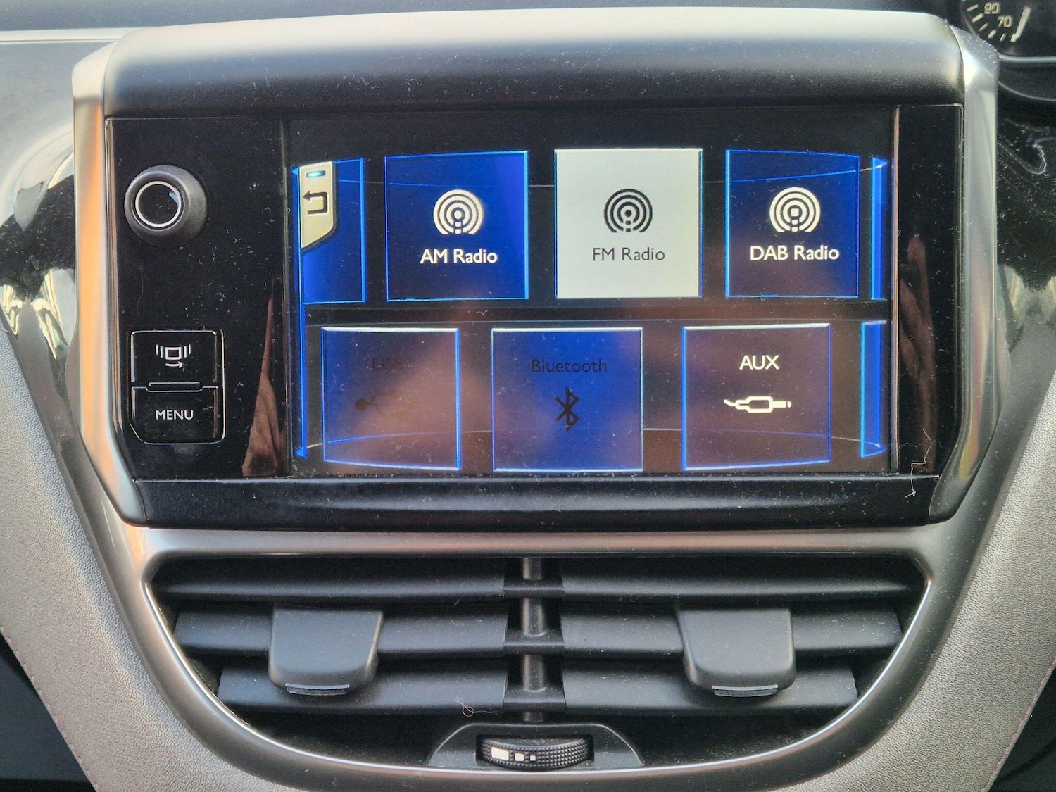 Used Peugeot 208 2014 for sale - 76781211: Photo 48