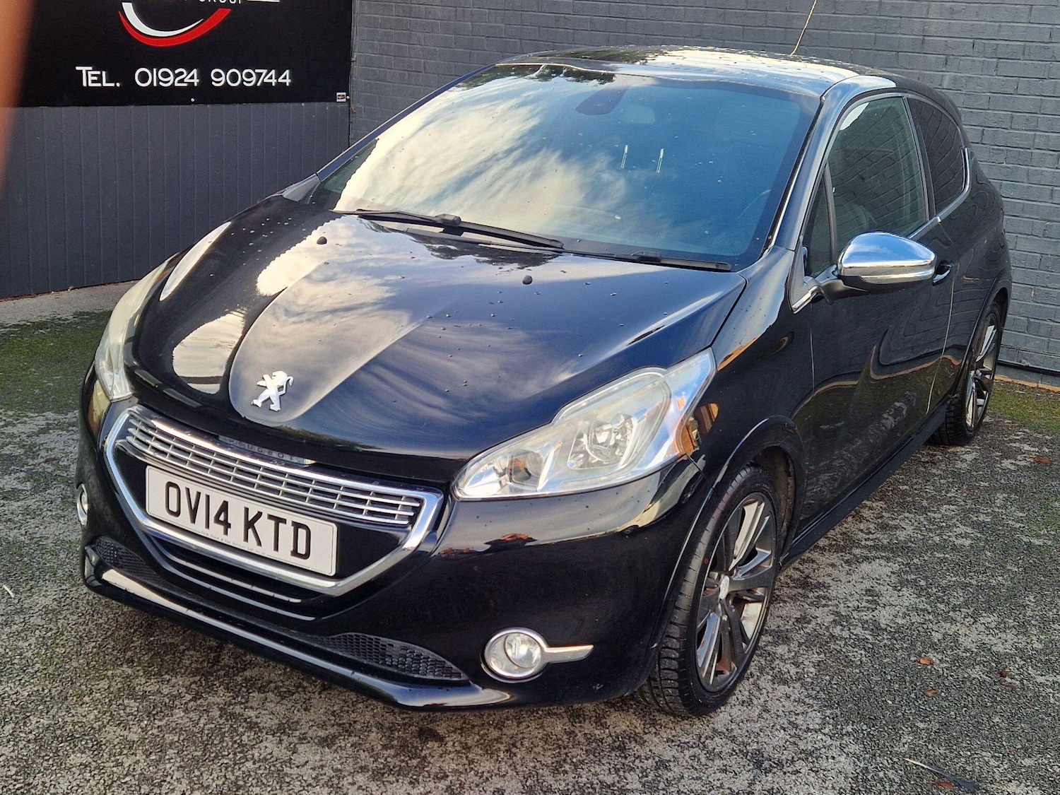 Used Peugeot 208 2014 for sale - 76781211: Photo 5
