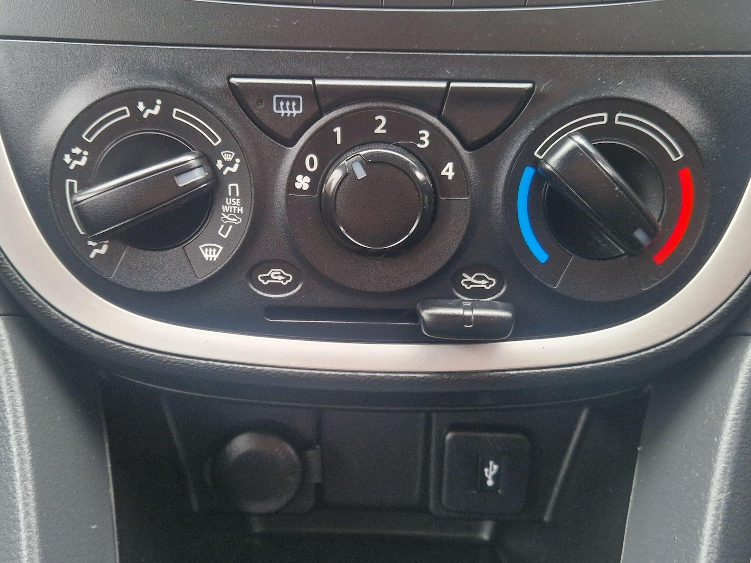 Used Suzuki Celerio 2016 for sale - 77939332: Photo 46