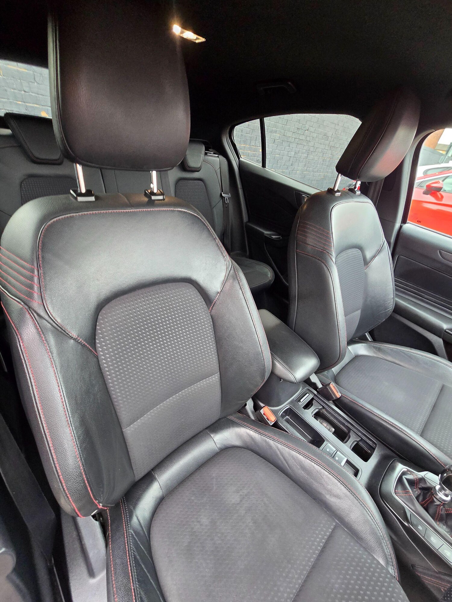 Used Ford Focus for sale - 77909209: Photo 28