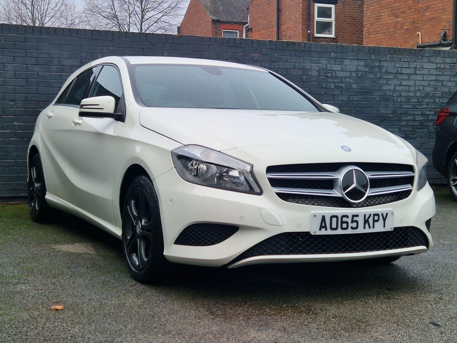 Used Mercedes-Benz A-Class 2015 for sale - 77352049: Photo 16