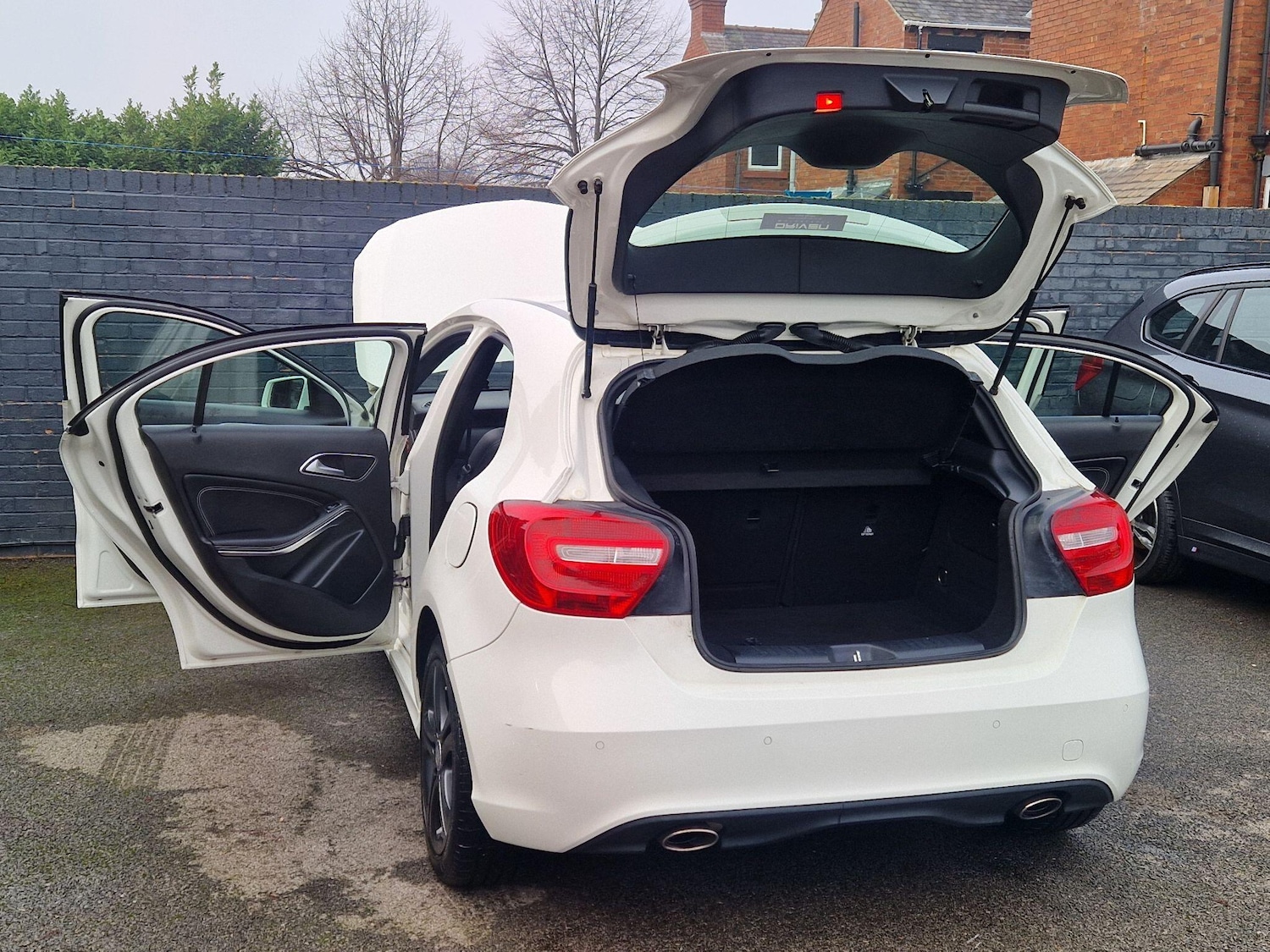 Used Mercedes-Benz A-Class 2015 for sale - 77352049: Photo 19