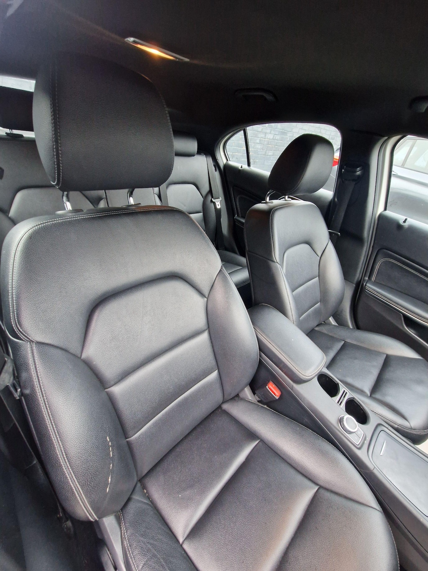 Used Mercedes-Benz A-Class 2015 for sale - 77352049: Photo 28