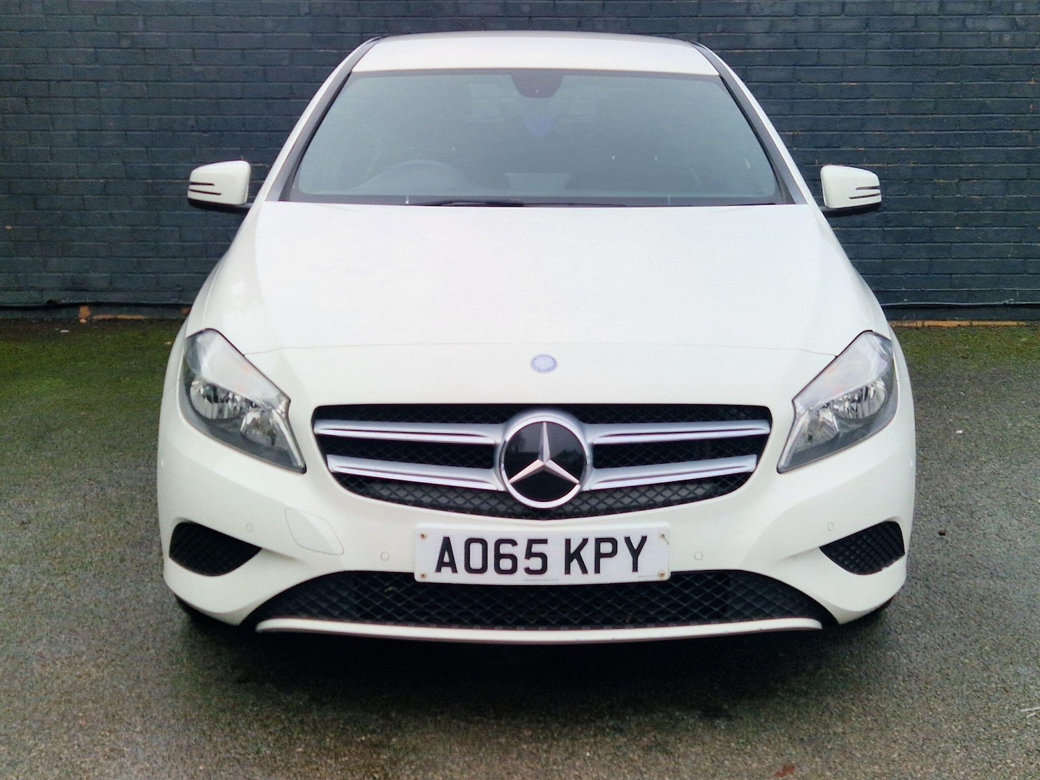 Used Mercedes-Benz A-Class 2015 for sale - 77352049: Photo 4