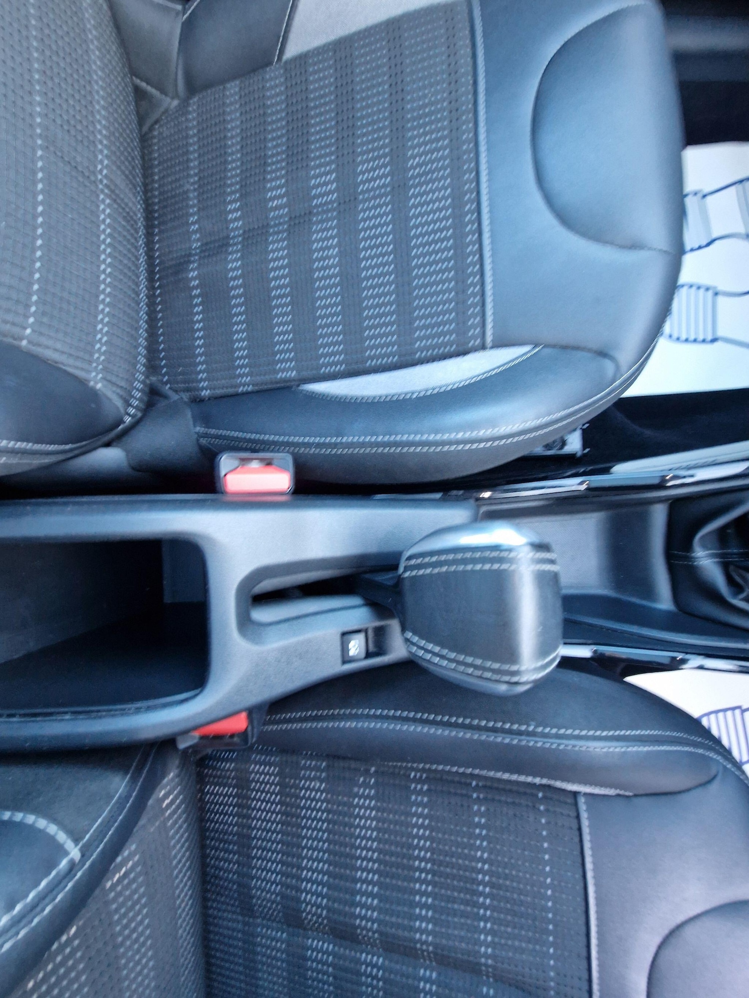 Used Peugeot 2008 2018 for sale - 77229621: Photo 29