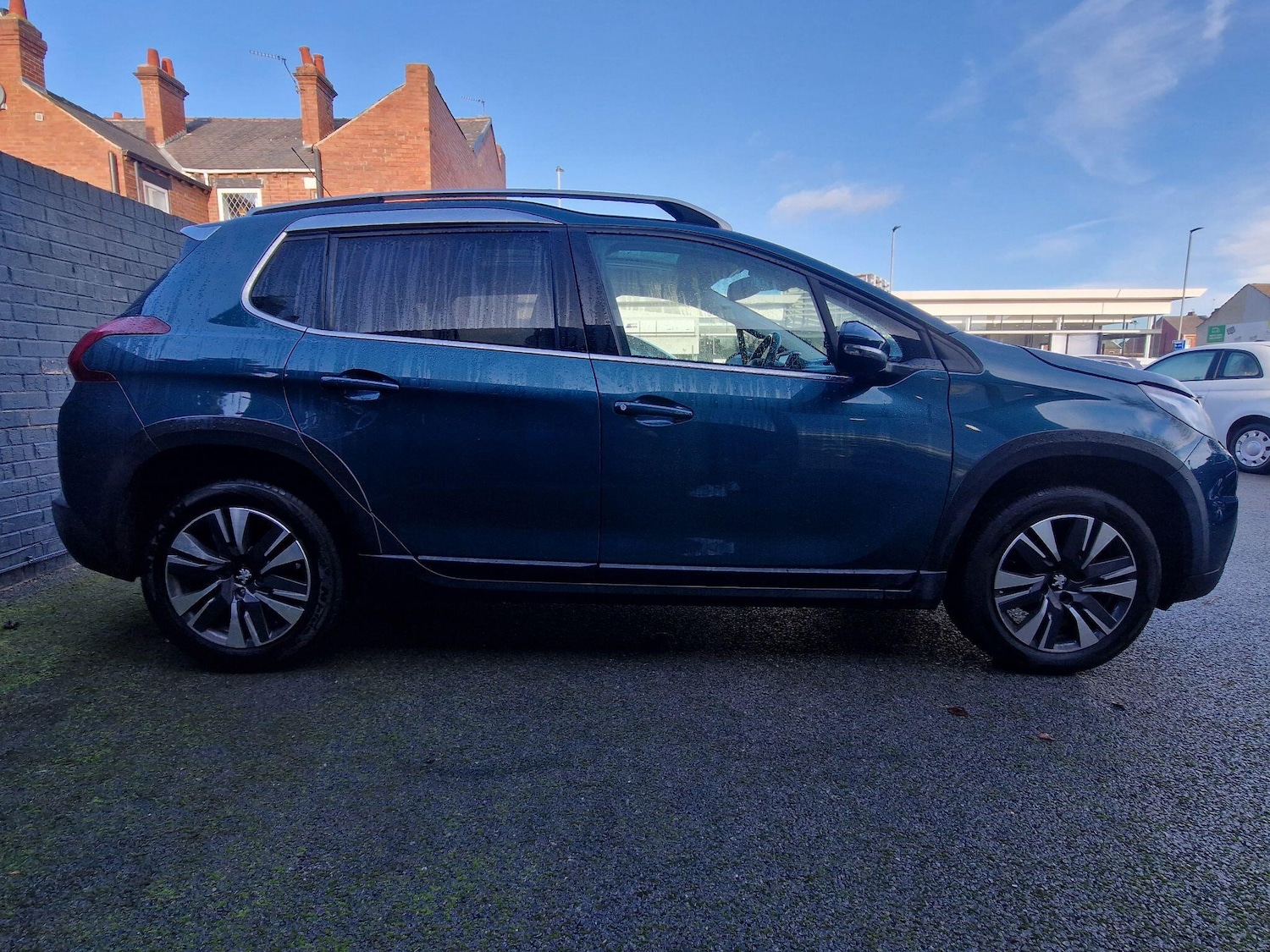 Used Peugeot 2008 2018 for sale - 77229621: Photo 7