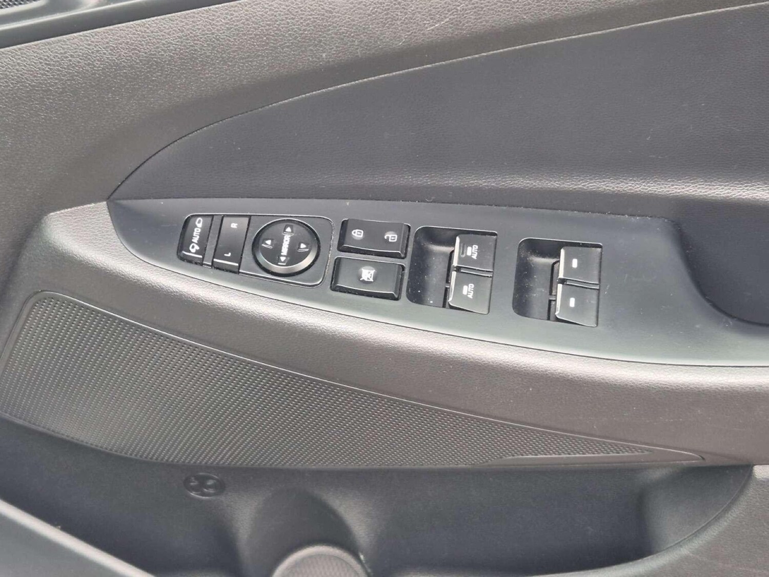 Used Hyundai TUCSON 2018 for sale - 76781465: Photo 29