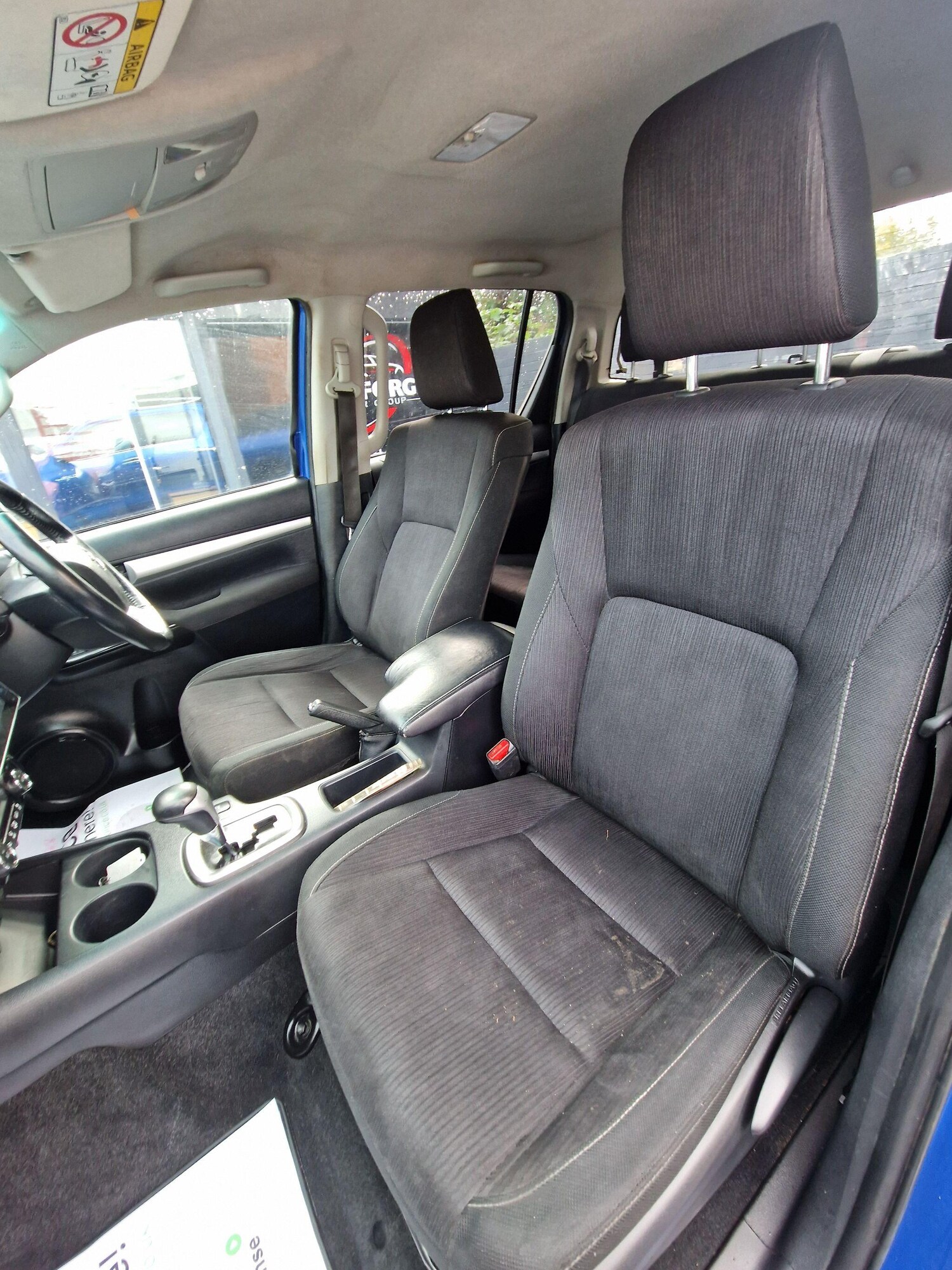 Used Toyota Hilux 2019 for sale - 76781036: Photo 36