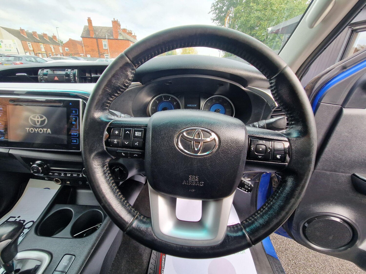 Used Toyota Hilux 2019 for sale - 76781036: Photo 44