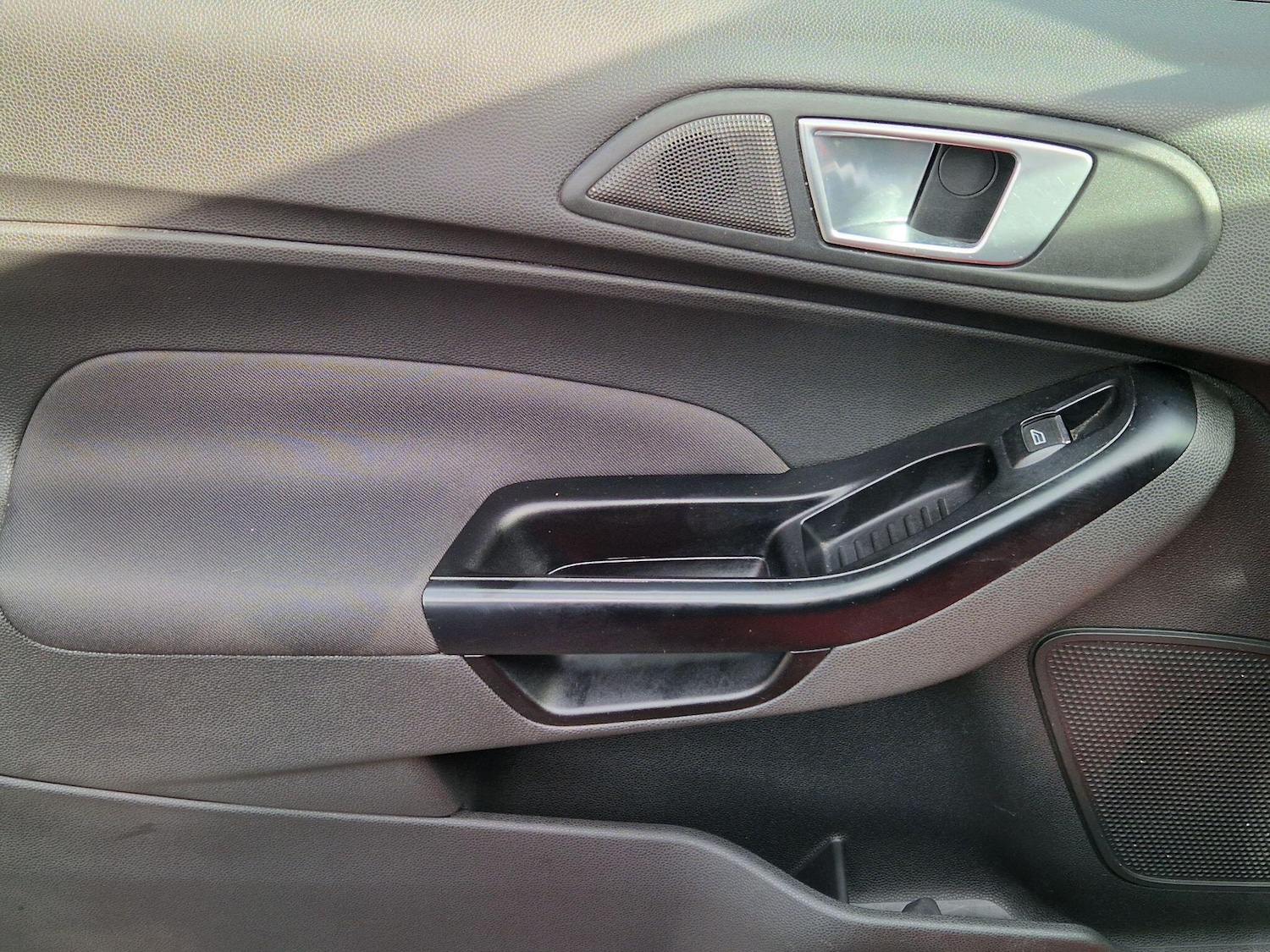 Used Ford Fiesta 2013 for sale - 77892845: Photo 38