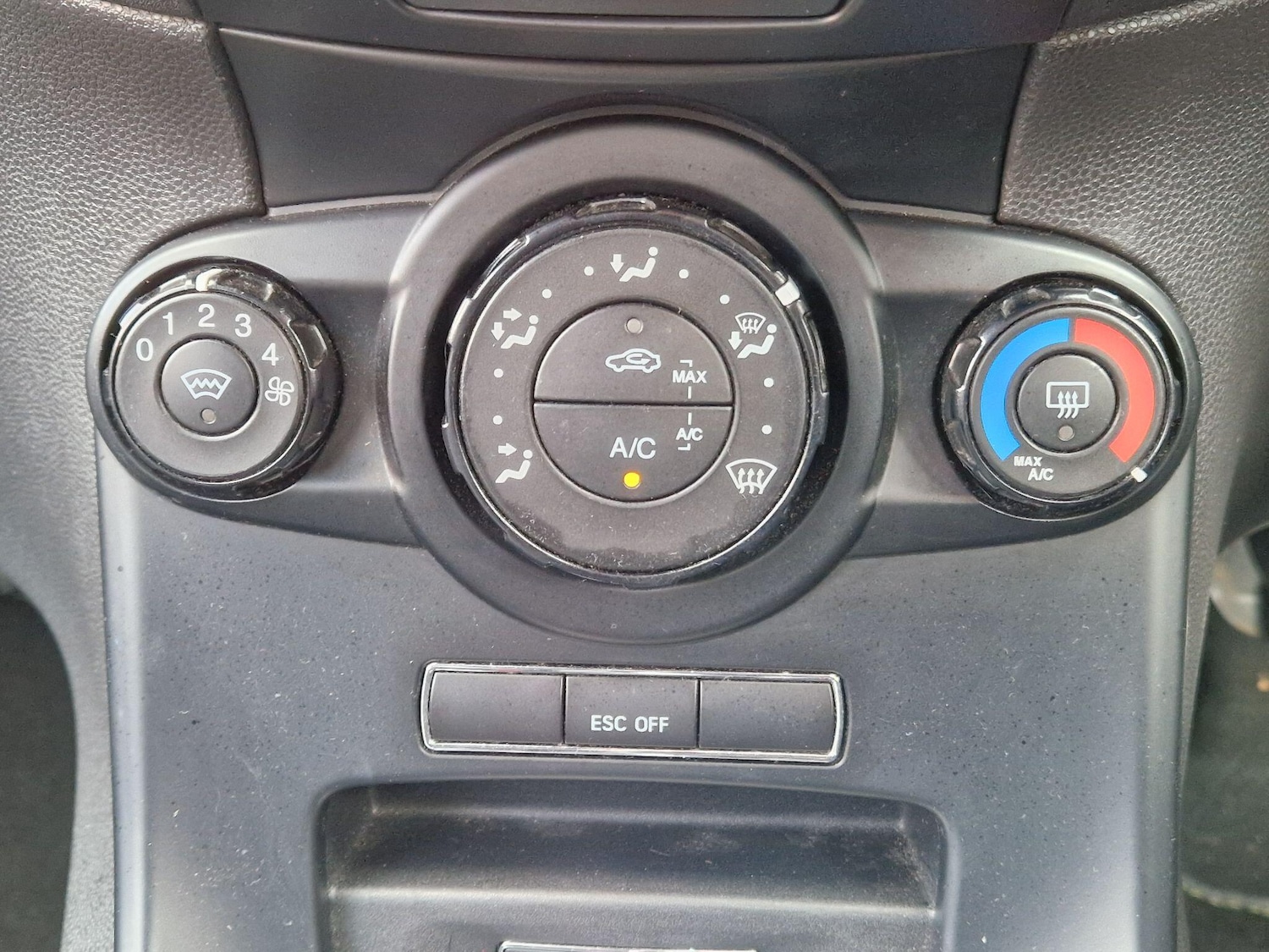 Used Ford Fiesta 2013 for sale - 77892845: Photo 47