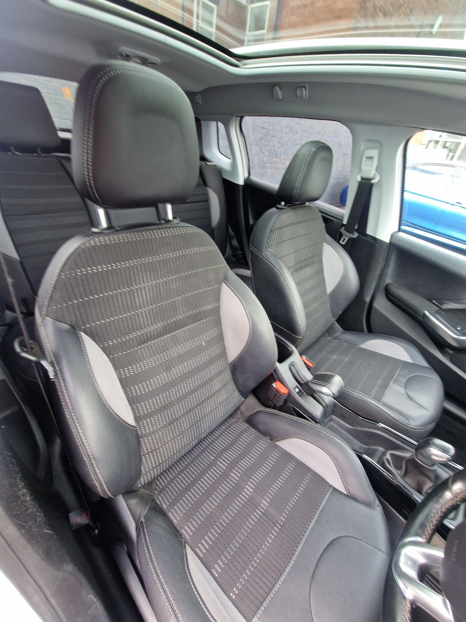 Used Peugeot 2008 2018 for sale - 77658638: Photo 28