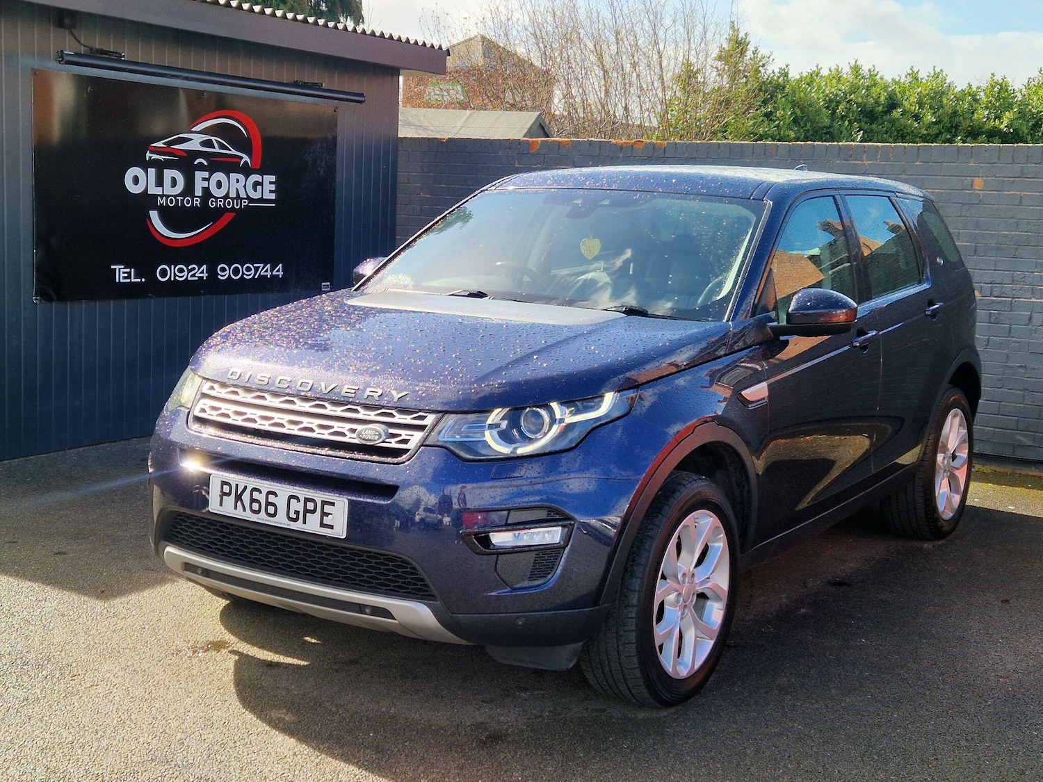 Used Land Rover Discovery Sport 2016 for sale - 78072178: Photo 1