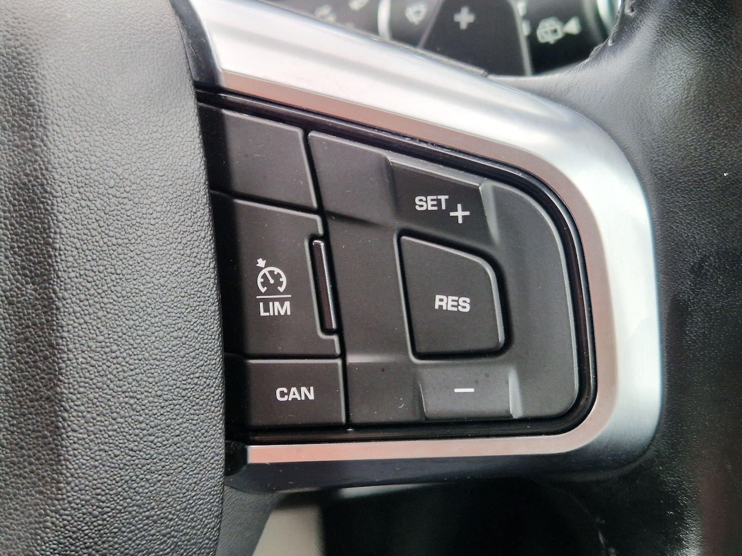 Used Land Rover Discovery Sport 2016 for sale - 78072178: Photo 49