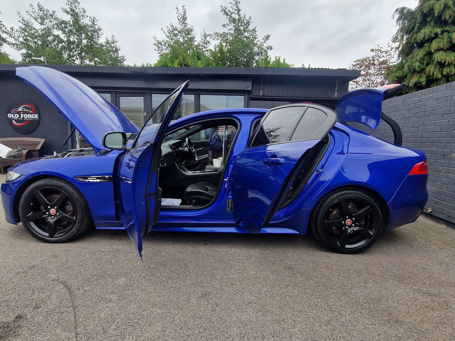 Used Jaguar XE 2017 for sale - 76832184: Photo 14