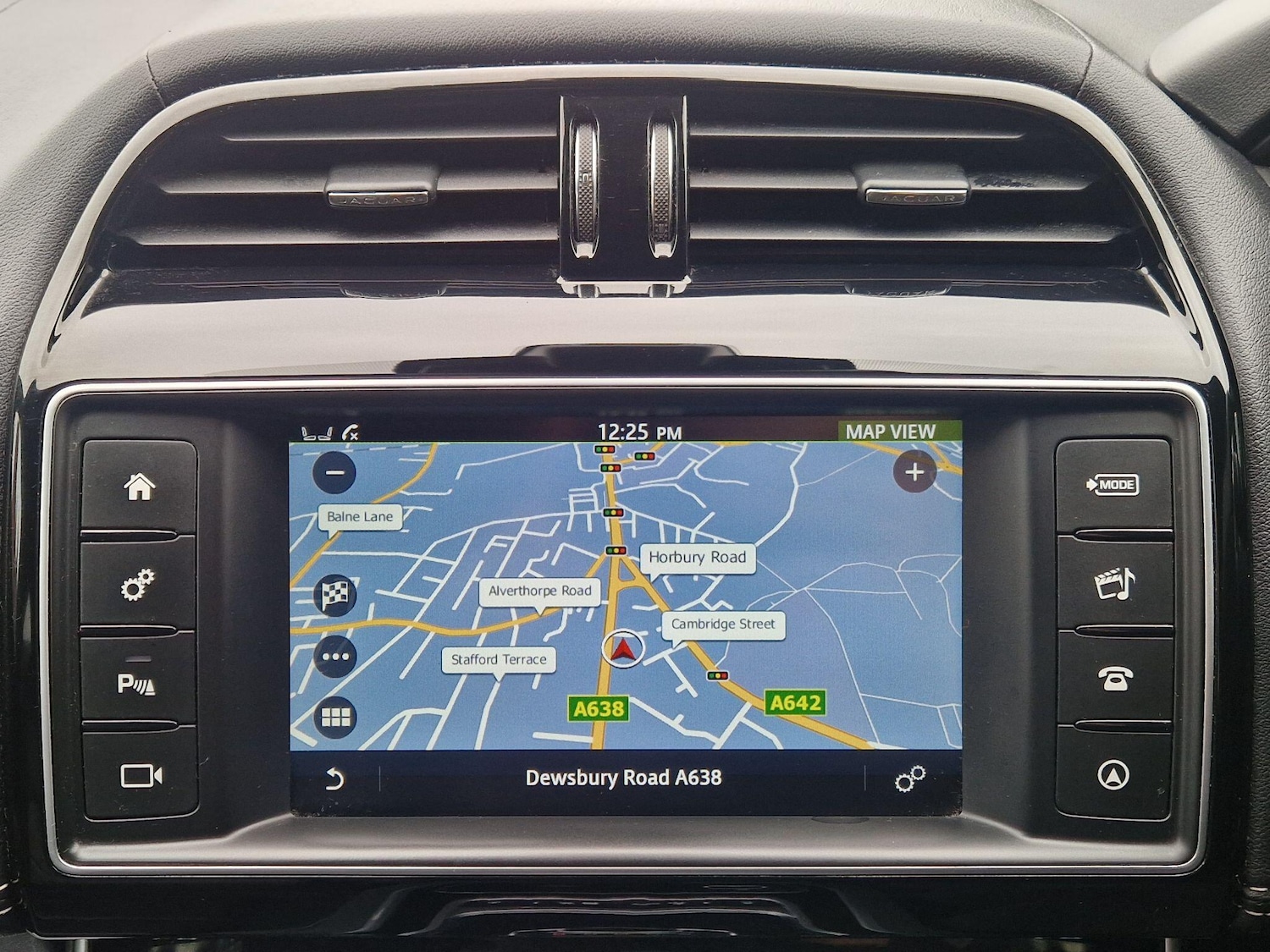 Used Jaguar XE 2017 for sale - 76832184: Photo 26