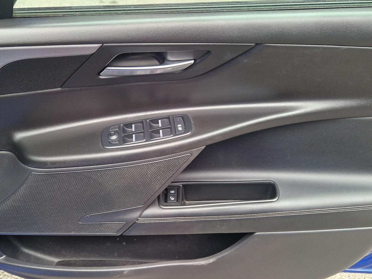 Used Jaguar XE 2017 for sale - 76832184: Photo 30