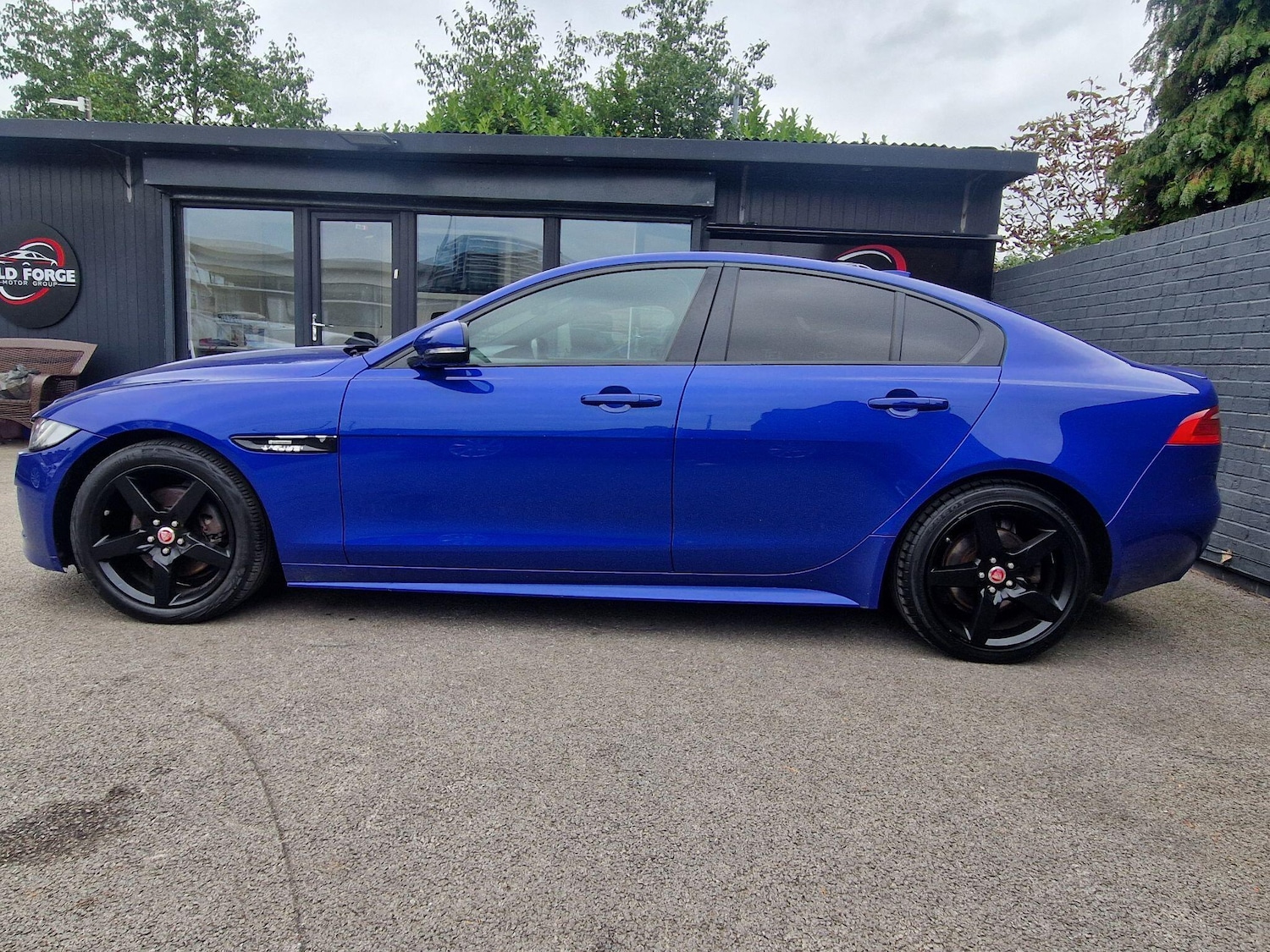 Used Jaguar XE 2017 for sale - 76832184: Photo 6