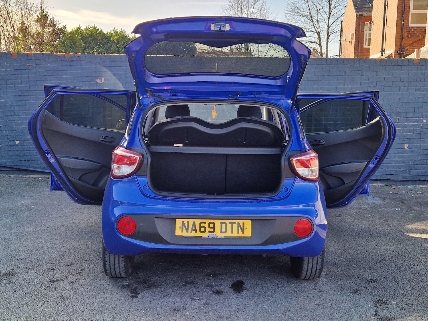 Used Hyundai i10 for sale - 77738355: Photo 21